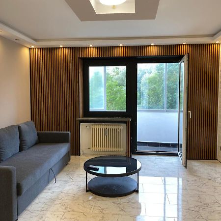 4 Zw M. Blick V. Balkon Auf Lech Apartamento Augsburg Exterior foto